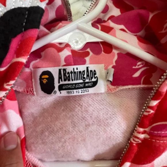 Bape hoodie - Picture 2 of 5